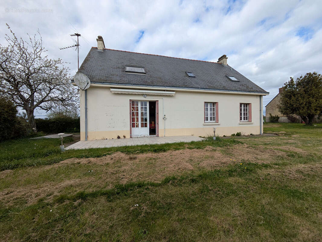 Maison à NIVILLAC