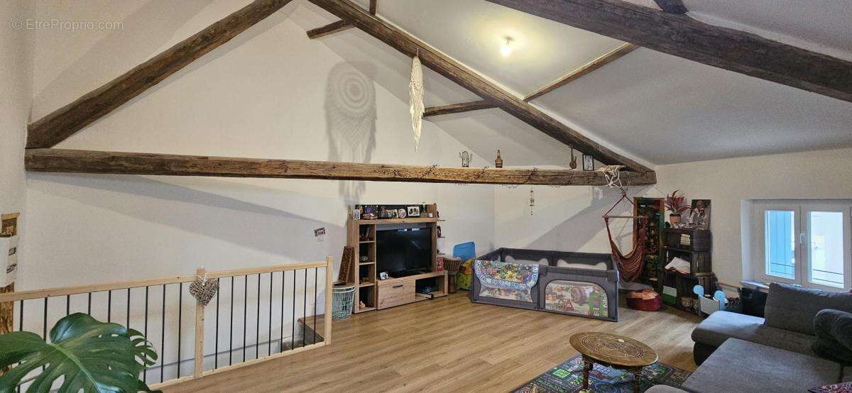 Appartement à GANGES