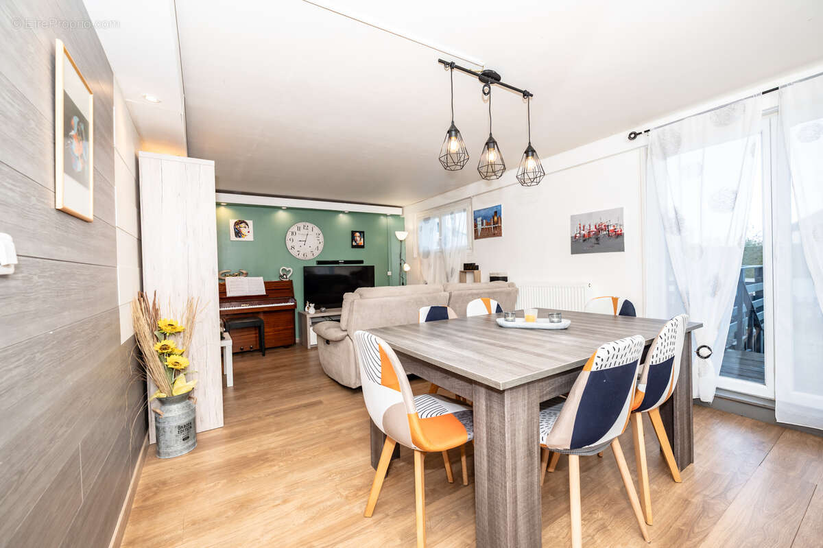 Appartement à GRANGES-NARBOZ