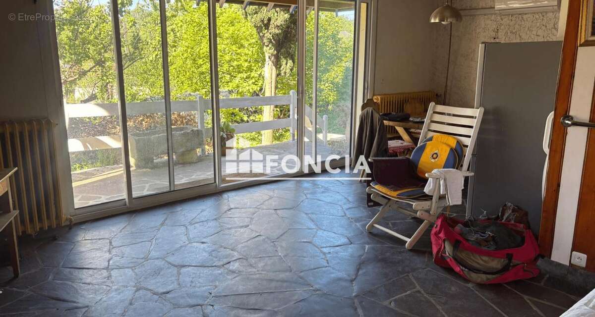 Maison à SARCELLES