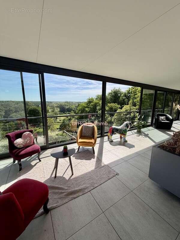 Maison 365 m² à Amilly  - photo 10