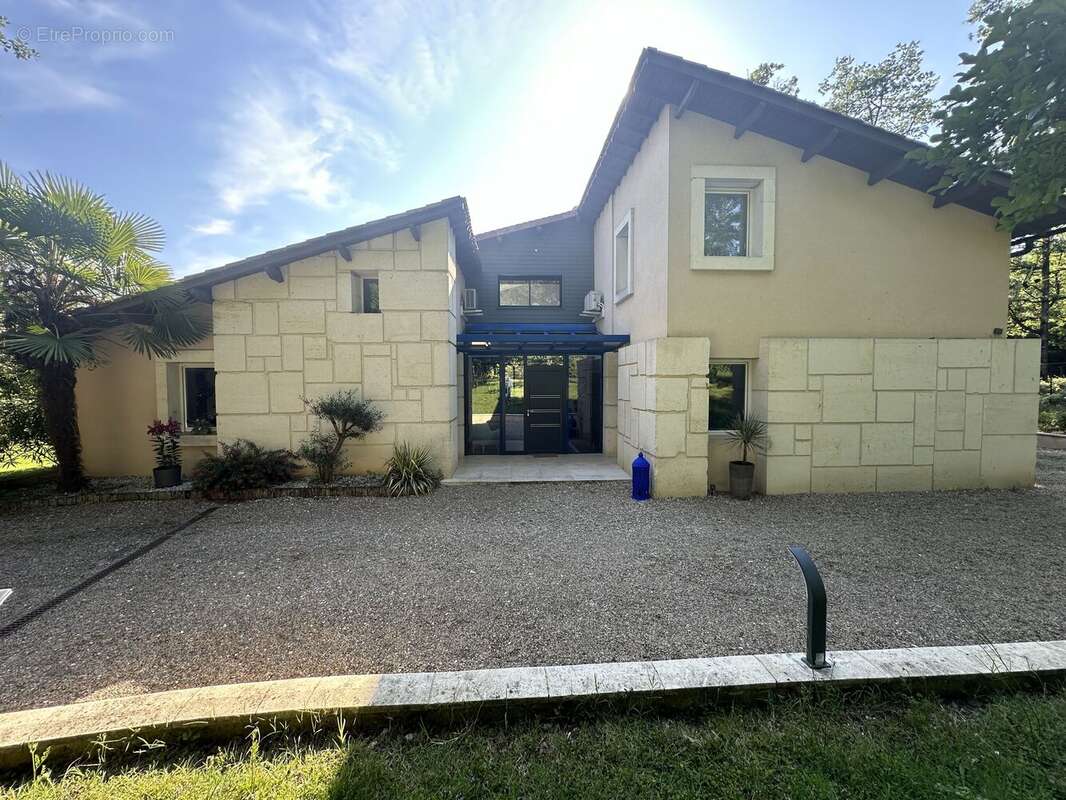 Maison à CHANCELADE