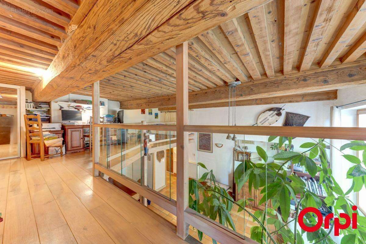 Appartement à LYON-1E