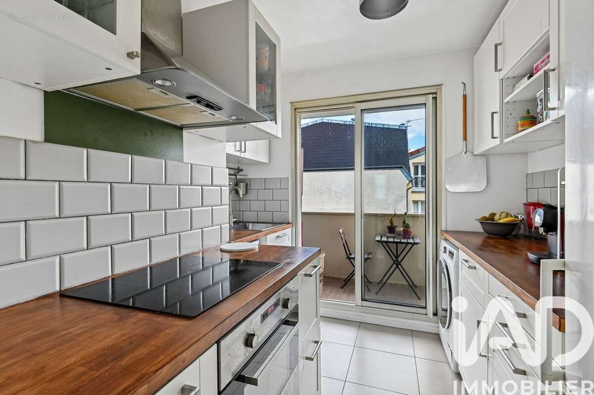 Photo 8 - Appartement à ASNIERES-SUR-SEINE