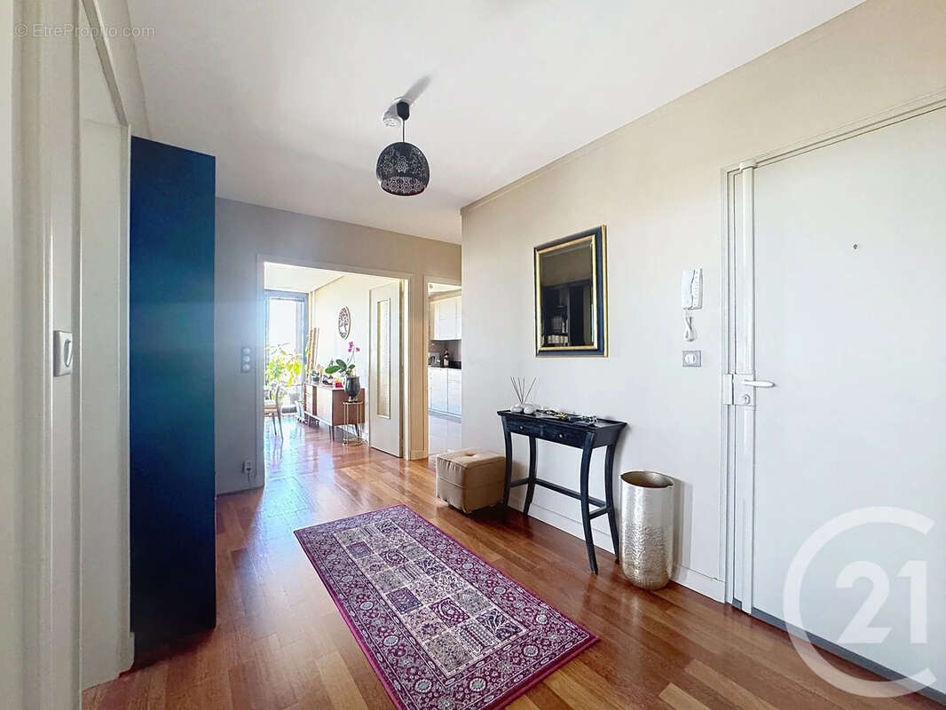 Appartement 79 m² à Reims  - photo 13
