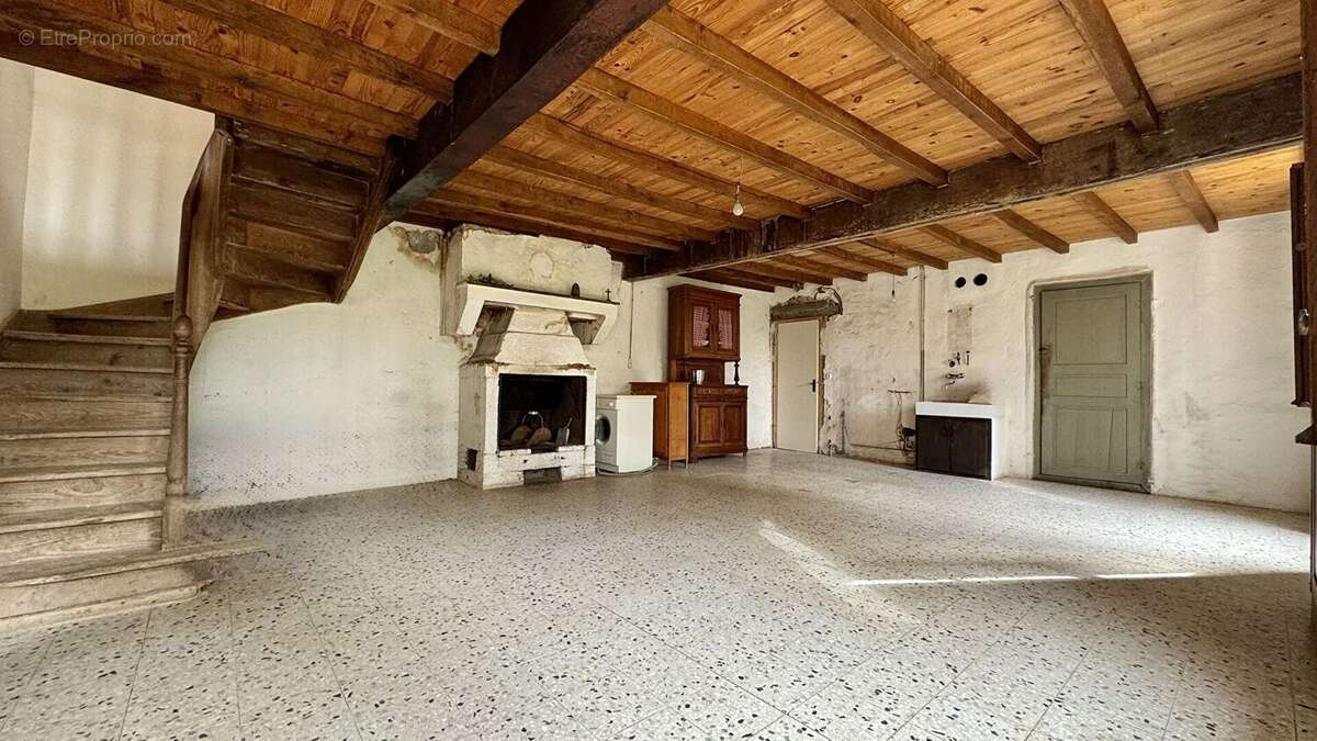 Maison à MARIOL