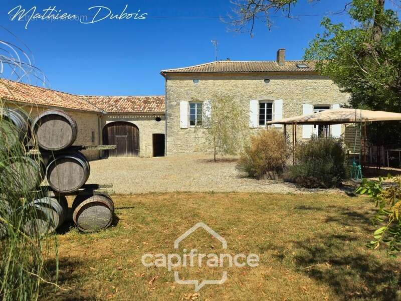 Investir et s’évader – Une propriété rare en Dordogne avec fort potentiel de développement touristique - photo 2