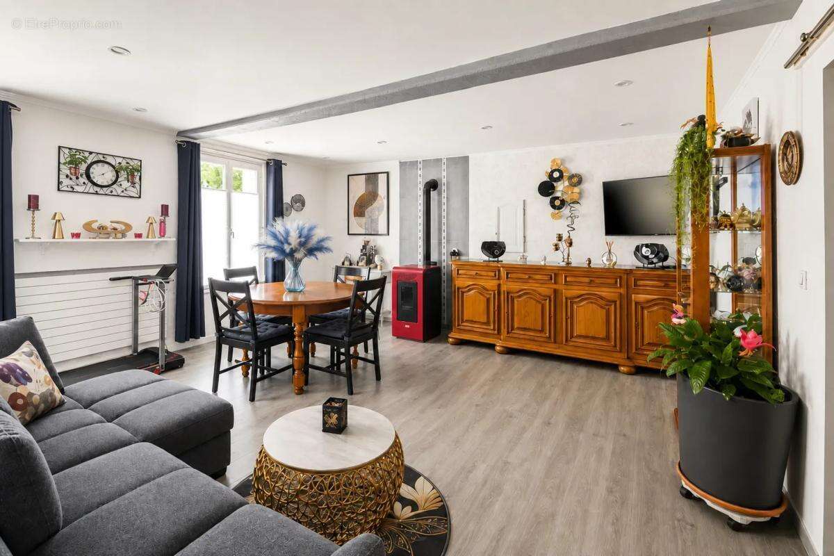 Maison de 5 pièces de 96 m² à Couëtron-au-Perche - photo 11