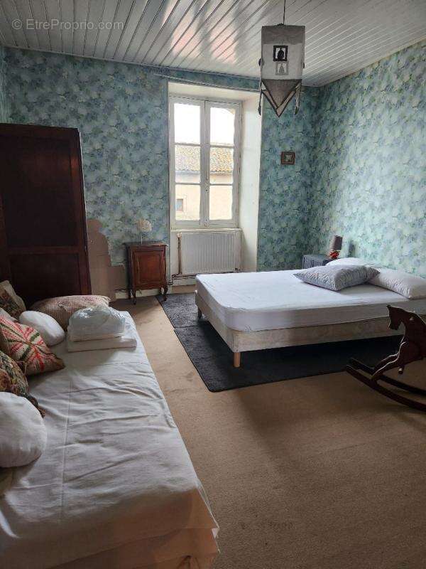 Maison à BRILLAC