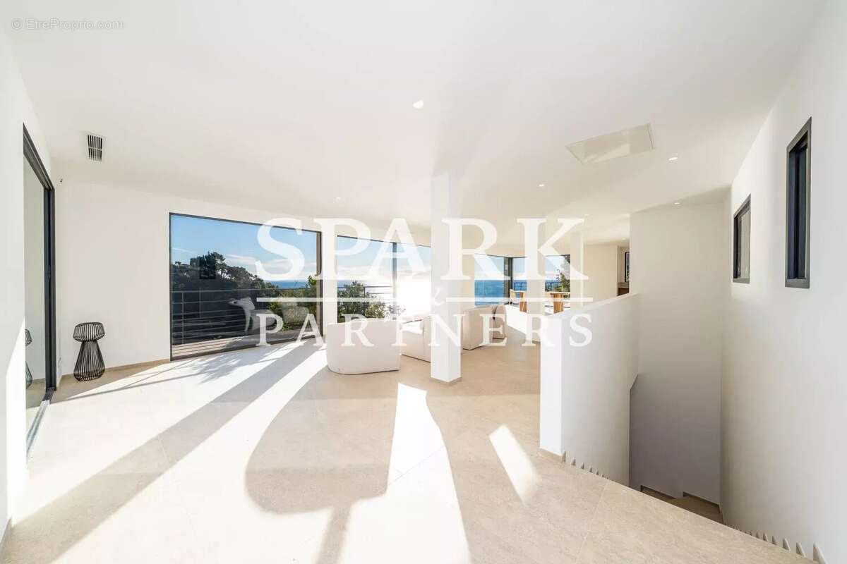 Maison à ROQUEBRUNE-CAP-MARTIN