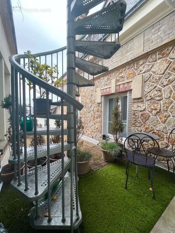 Appartement à MANTES-LA-JOLIE