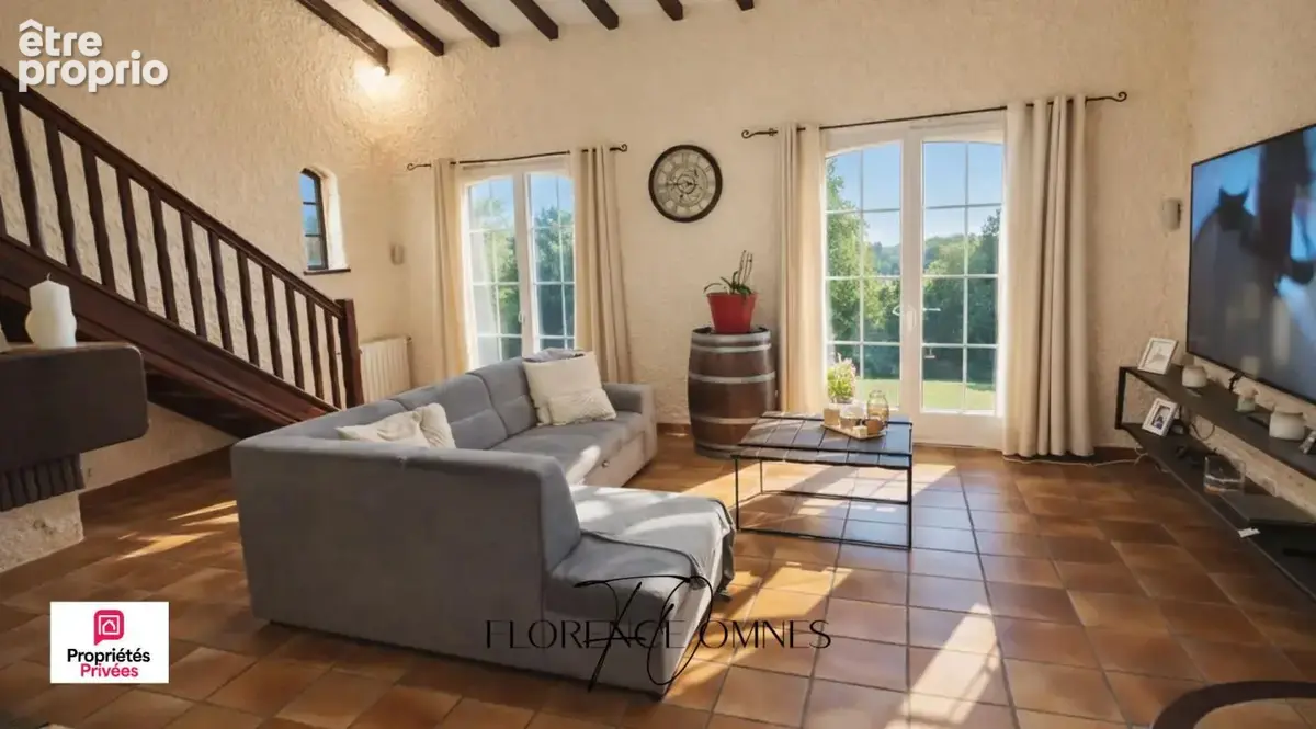 TREBES - Maison familiale - 5 chambres -196 m² avec piscine, grand garage et terrain arboré - photo 2
