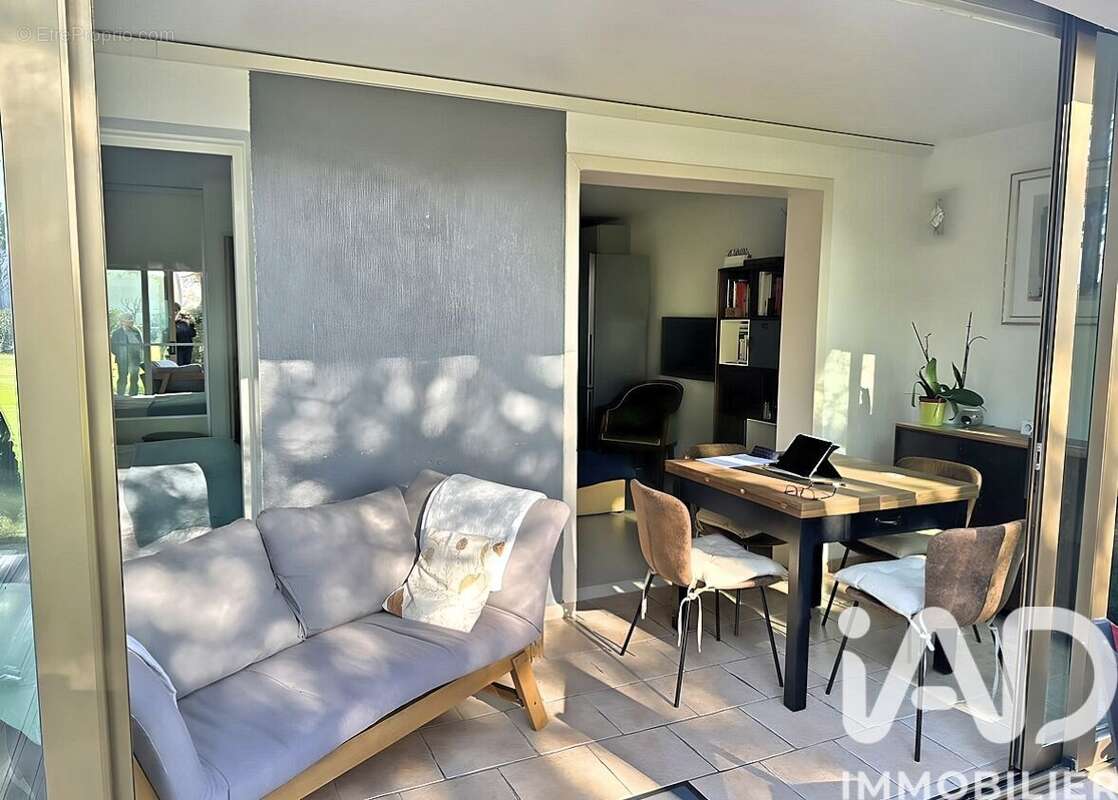 Photo 3 - Appartement à MANDELIEU-LA-NAPOULE