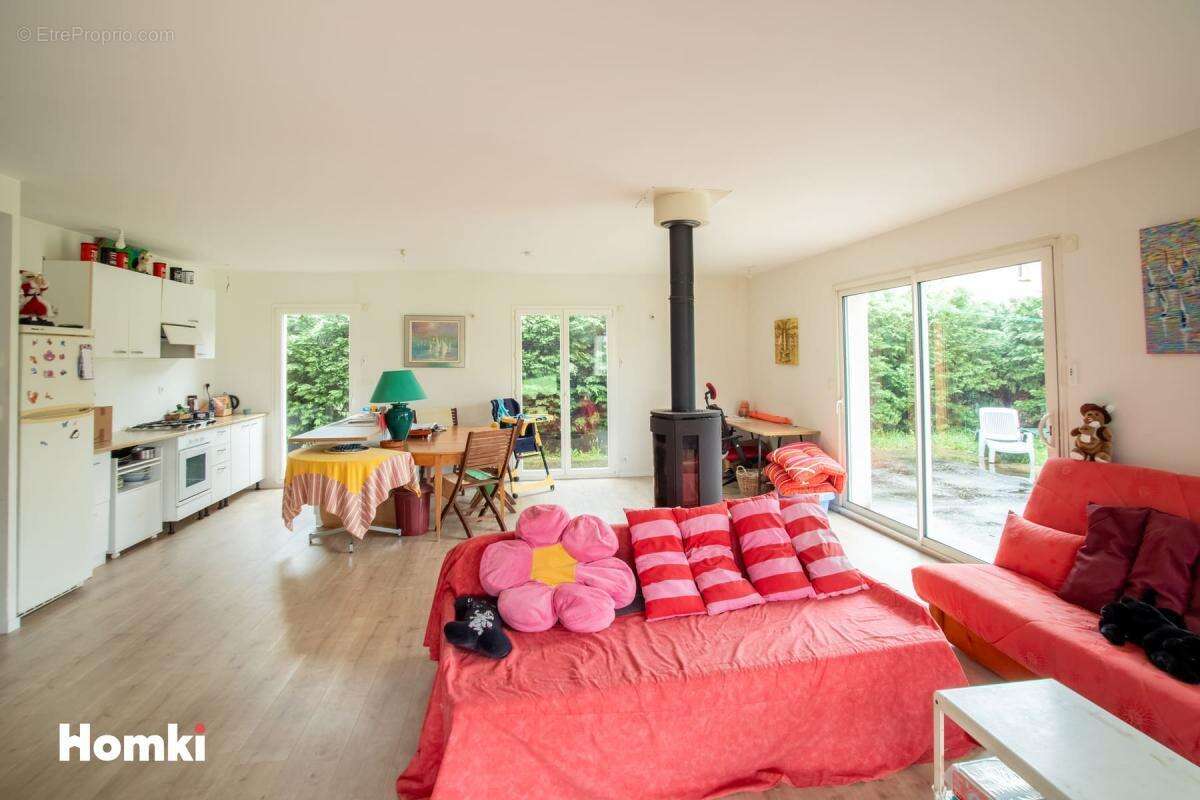 Maison à BAS-EN-BASSET