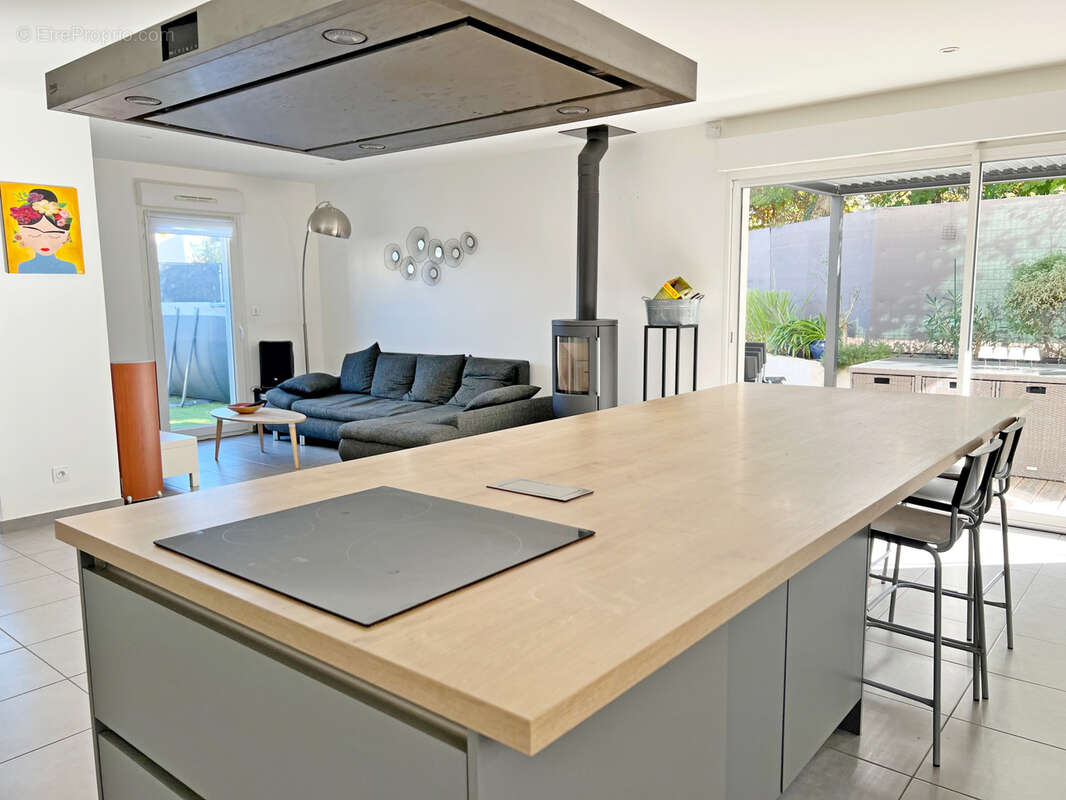 Maison à POLLIONNAY