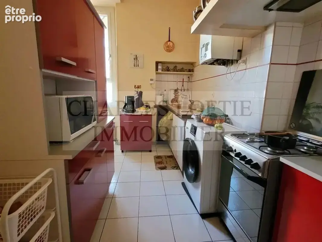 Immeuble de 3 logements, dépendances et jardin à Cahors. - photo 15