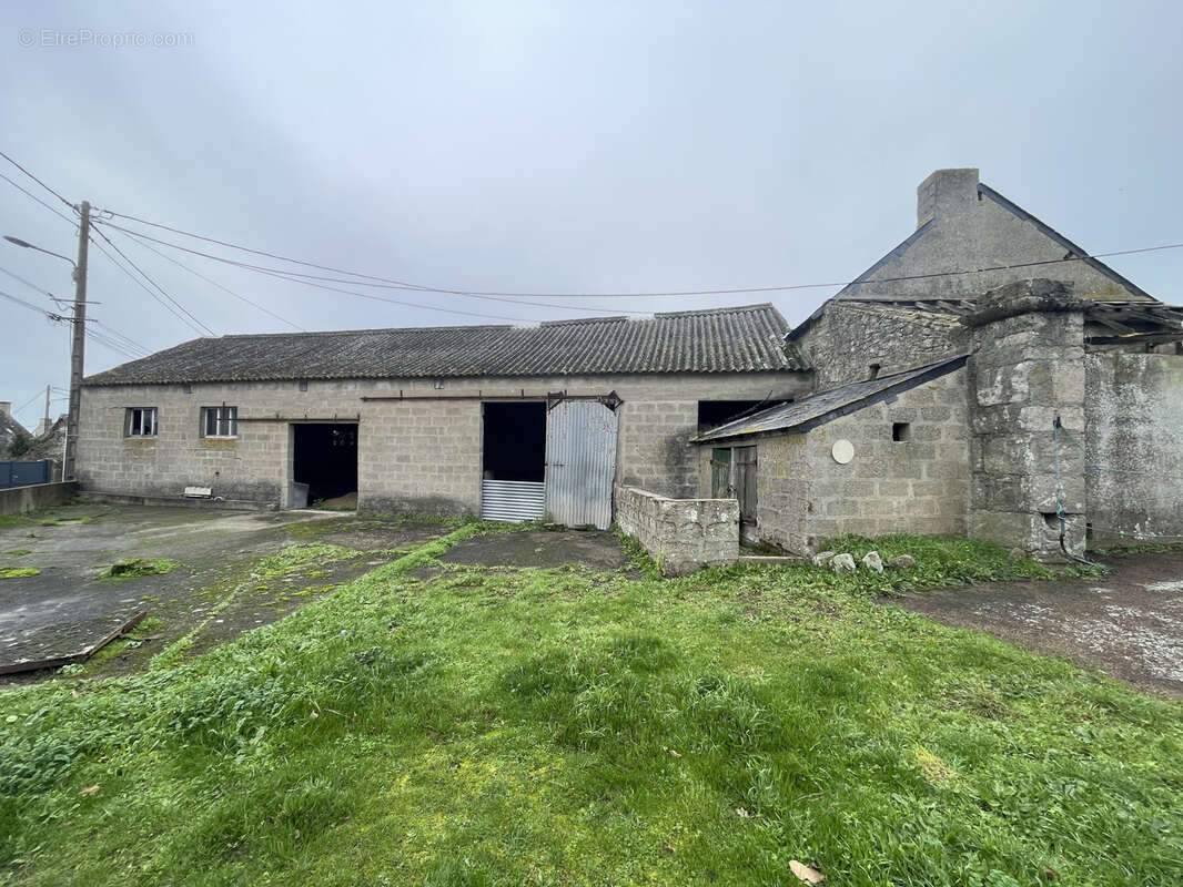 Maison à LA TURBALLE