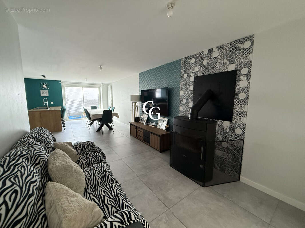 Maison à VIEILLEVIGNE