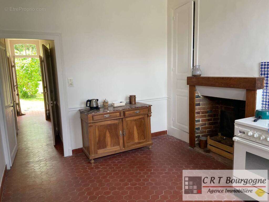 Maison à CHAMPIGNELLES