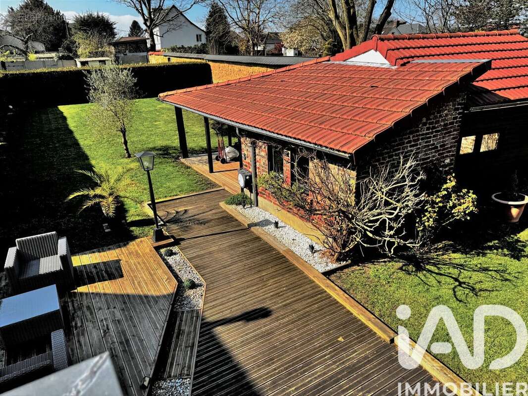 Photo 2 - Maison à LE MESNIL-ESNARD
