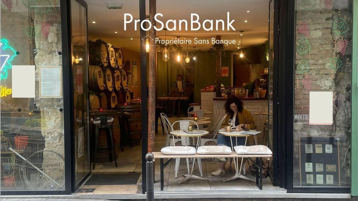 Commerce à PARIS-2E