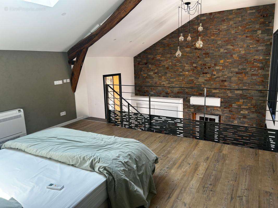 Magnifique corps de ferme en pisé rénové de 224 m² habitables sur 2 153 m² de terrain - photo 22