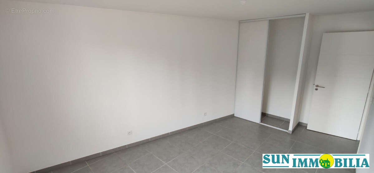 Appartement à LE ROURET