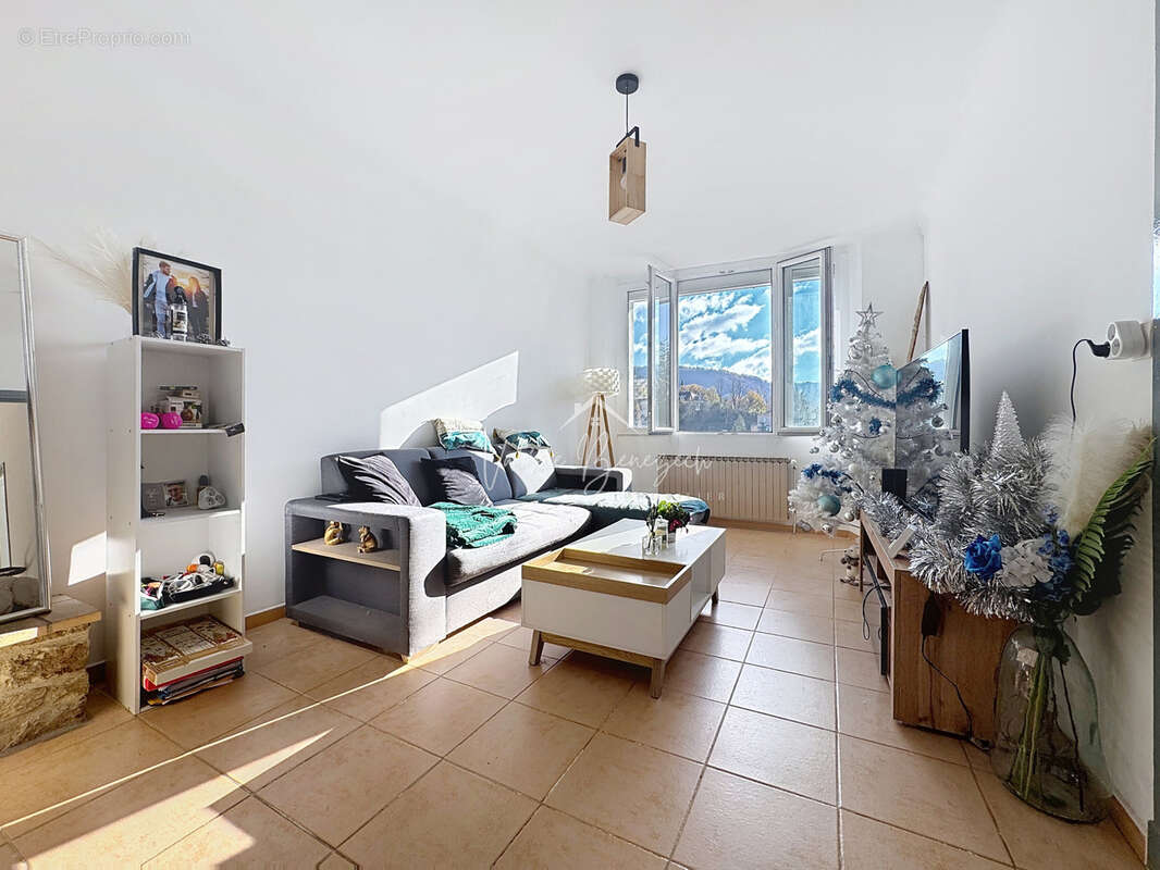 Maison à SAINT-AFFRIQUE