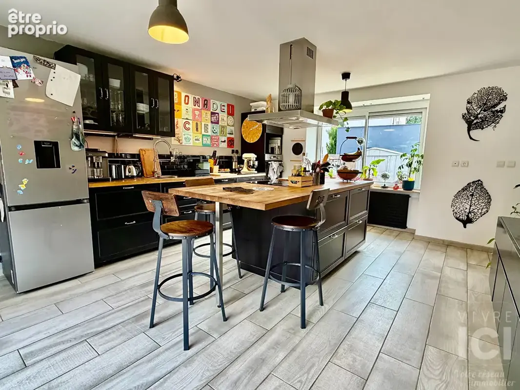 Longere - 4 chambres - 135m² - garage - photo 4
