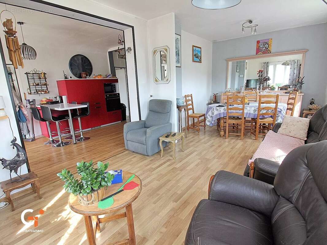 Maison 114 m² à Longueville-Sur-Scie  - photo 2