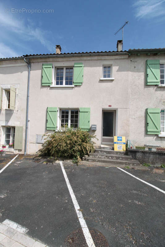 Maison à MAREUIL