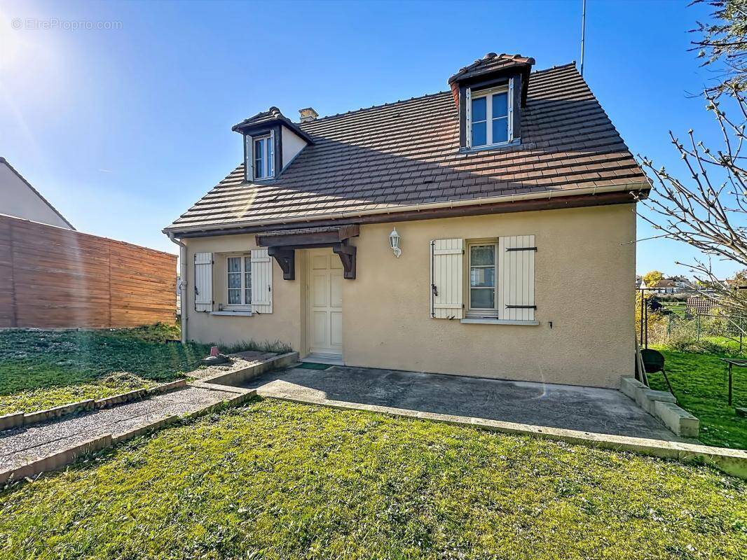 Maison à CHAMPIGNY