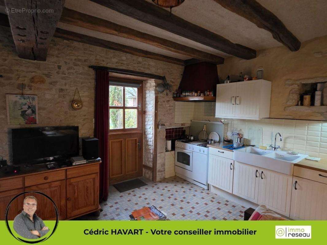 Maison à MEZIERES-EN-BRENNE