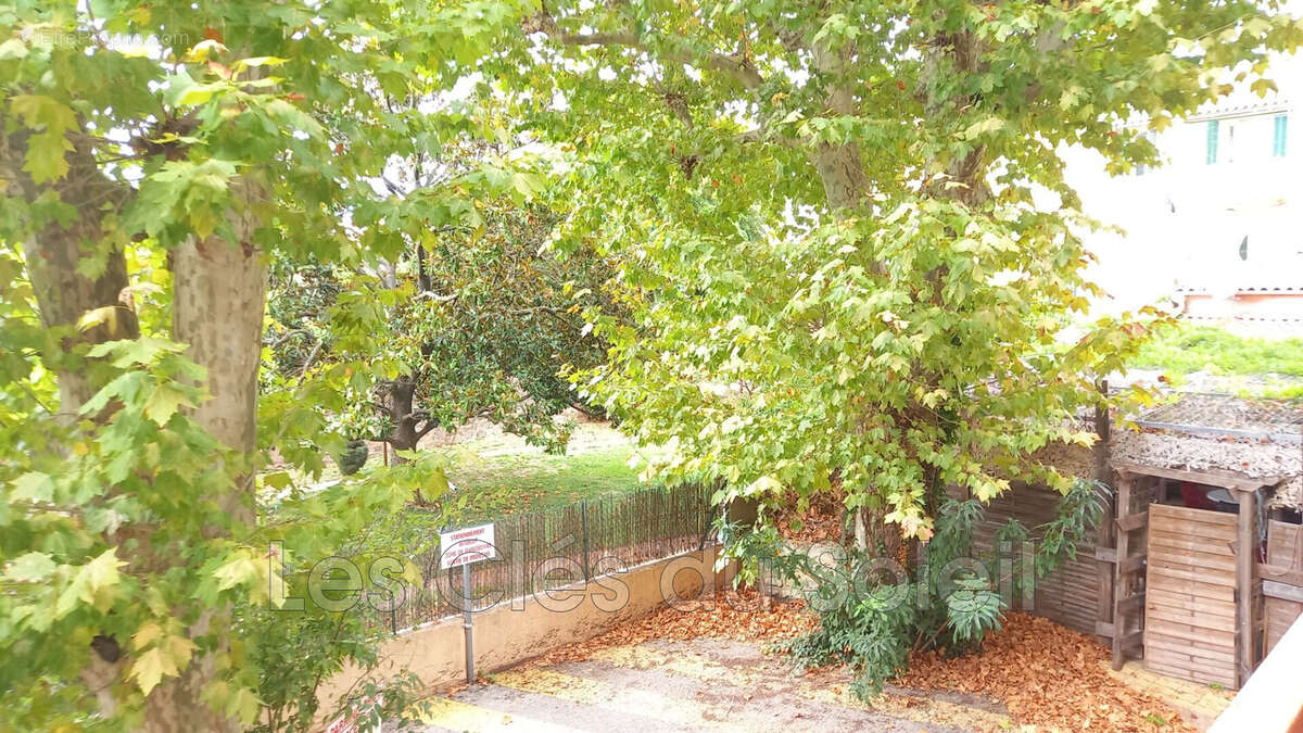 Appartement à LA CRAU