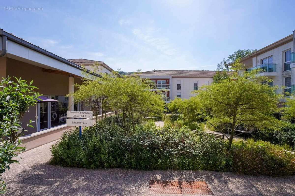 Appartement à MONTLIGNON