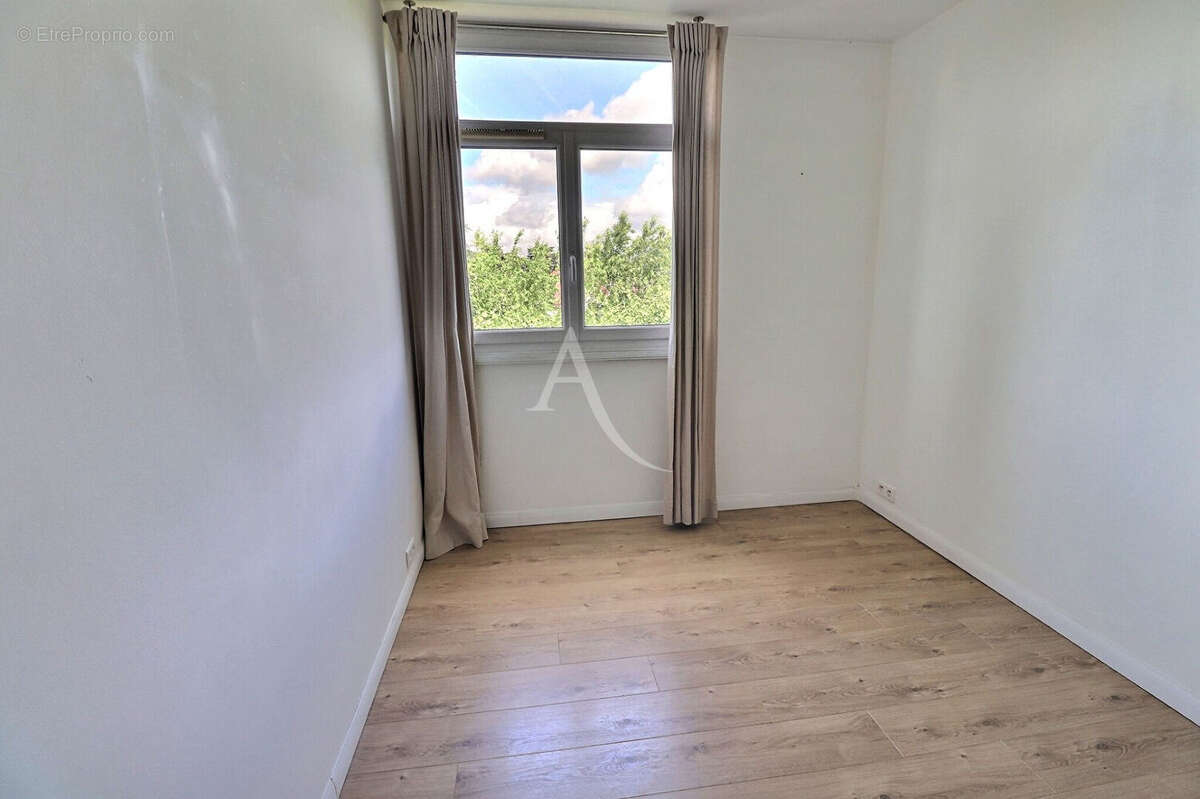 Appartement à MAISONS-LAFFITTE