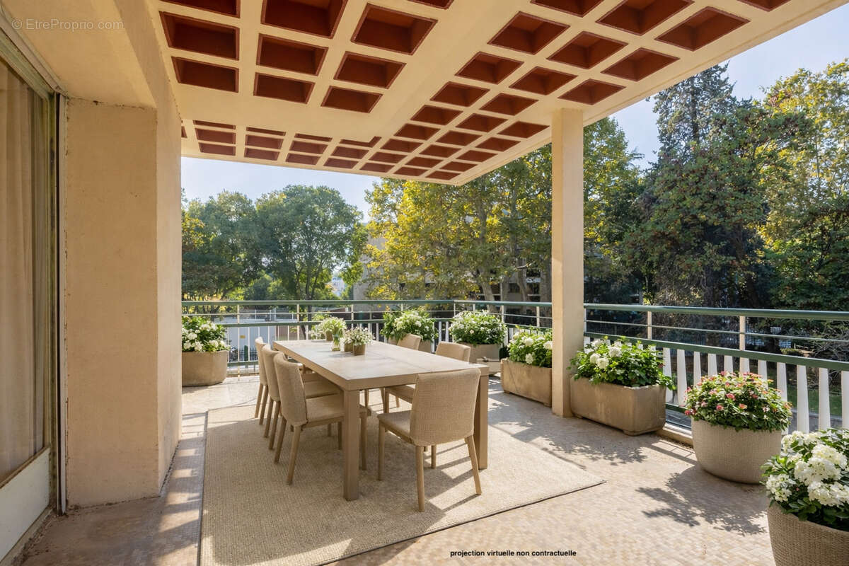 Appartement à MARSEILLE-8E