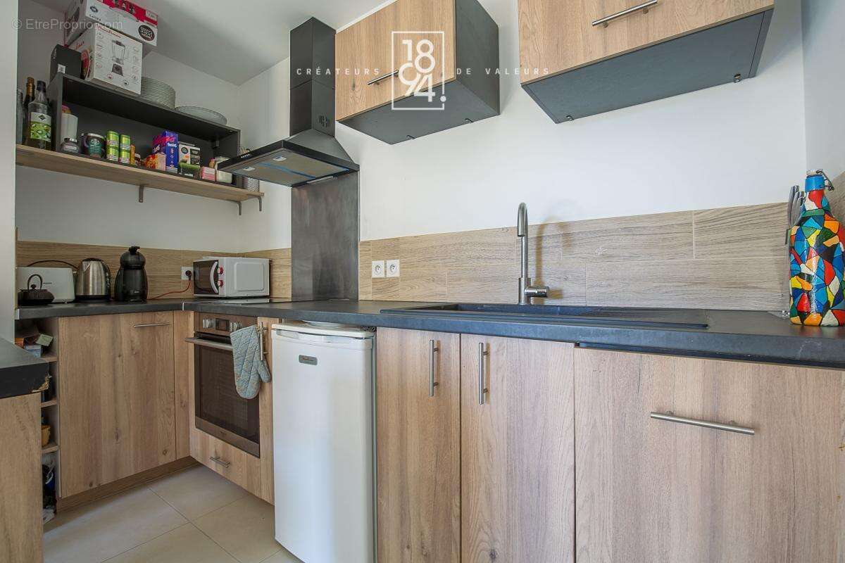 Appartement à MARSEILLE-3E
