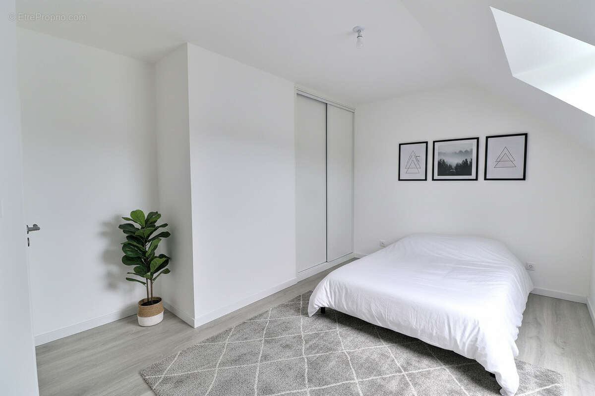 Maison à SAINT-LEGER-EN-YVELINES