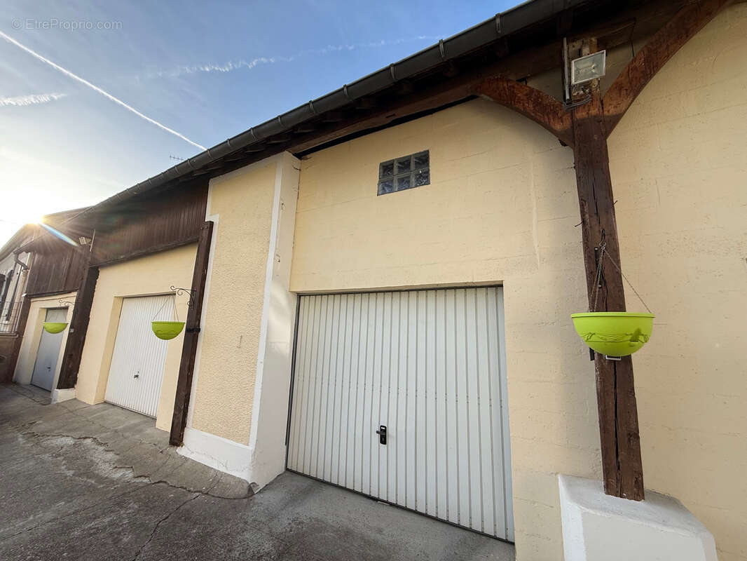 Appartement à BORNEL