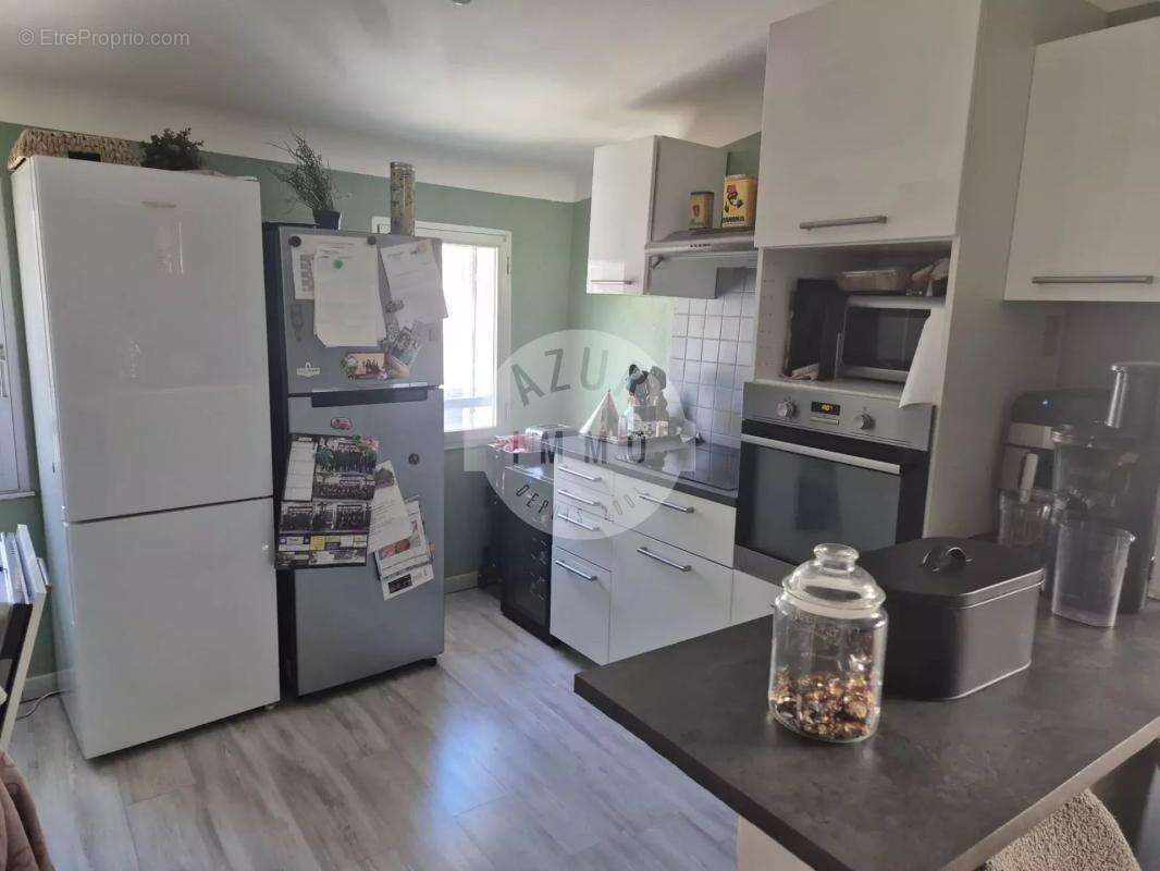 À VENDRE – Duplex de caractère au cœur du centre historique de La Ciotat - photo 6