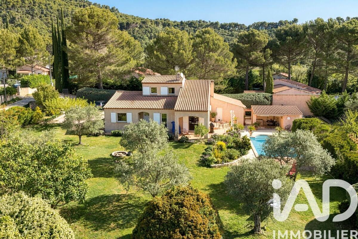 Photo 1 - Maison à LA MOTTE-D'AIGUES