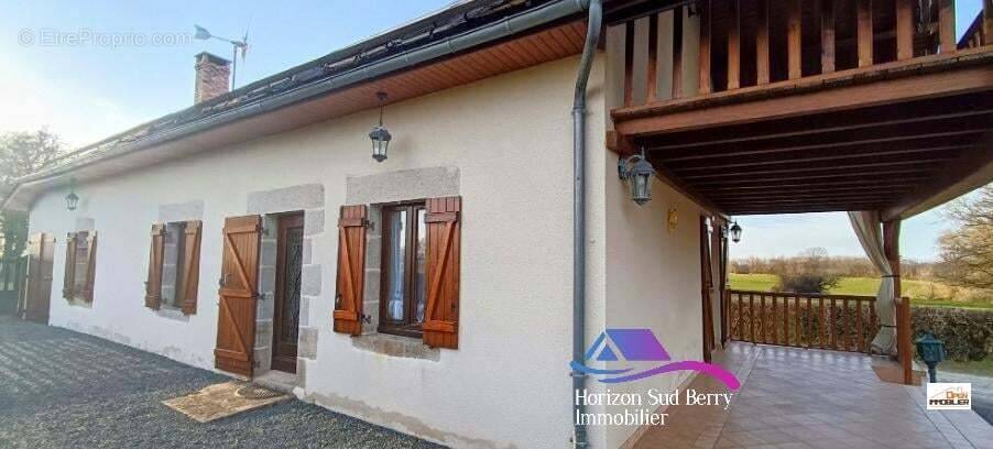 Maison à NOUZERINES