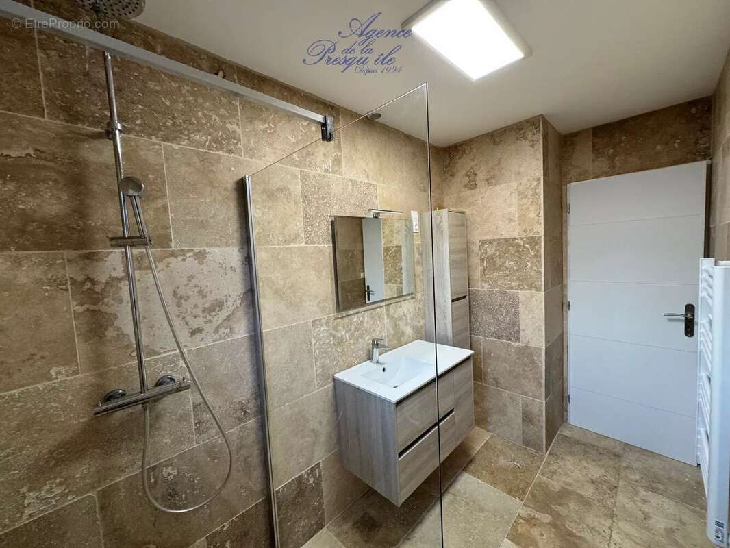 Appartement à HYERES