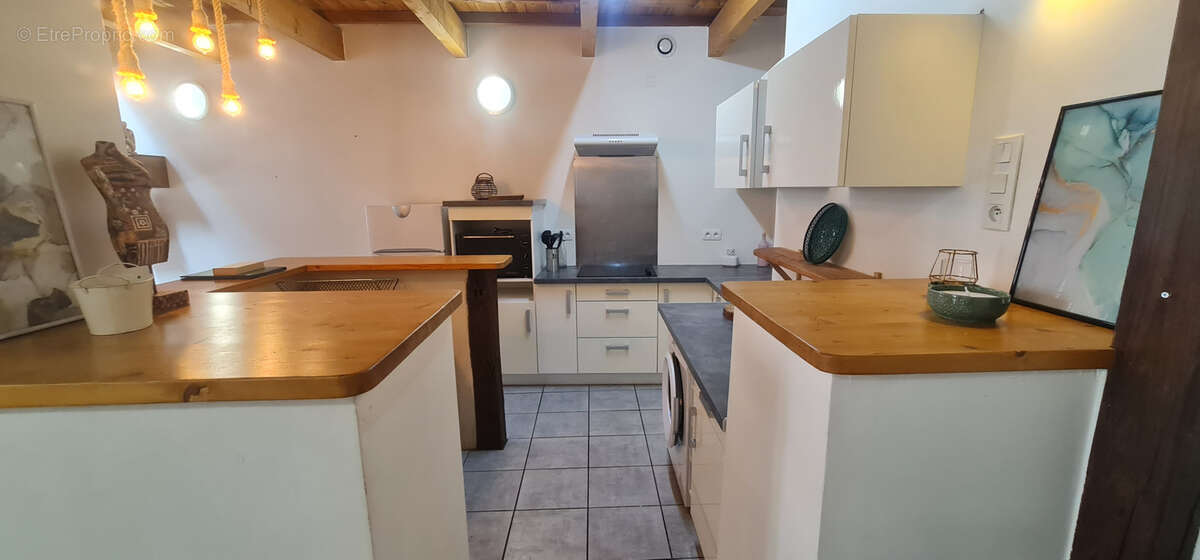 Maison de ville thermale - 95m2 plus terrasse toit 25m2 - plus garage et cave plain-pied - parfaite location - photo 13