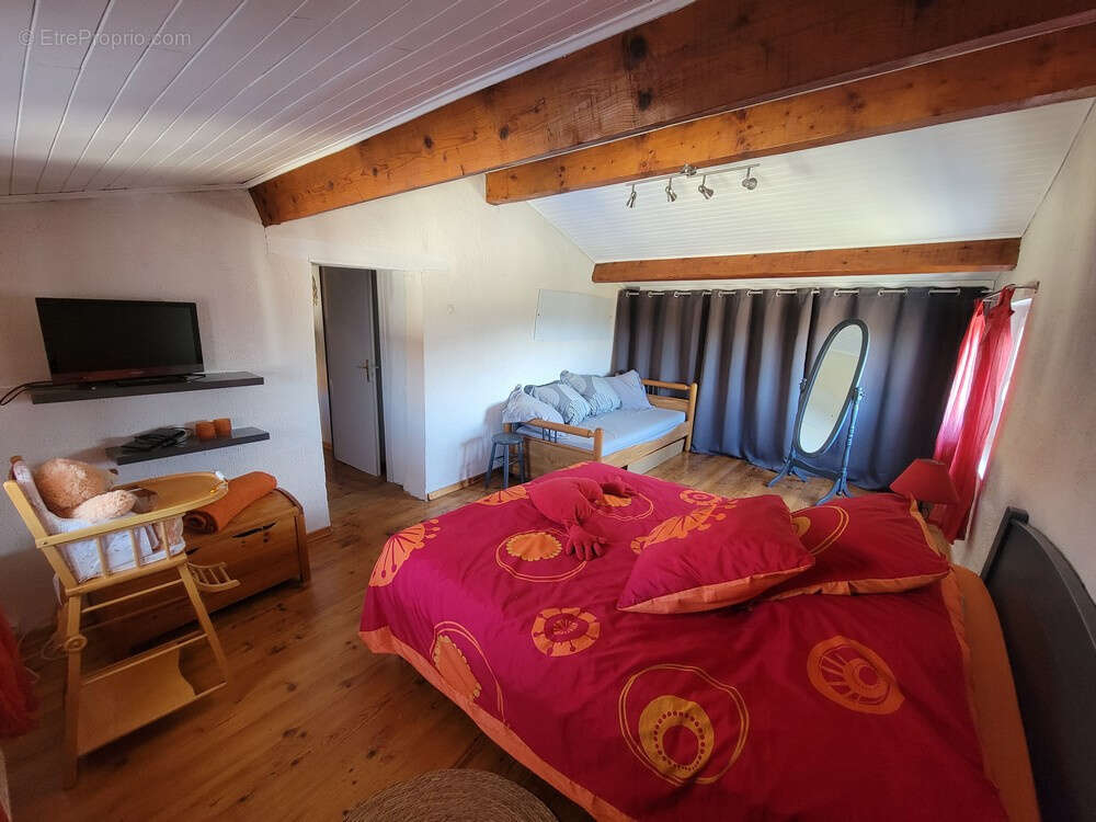 Maison à AGNIN