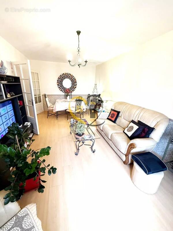 Appartement à CHELLES