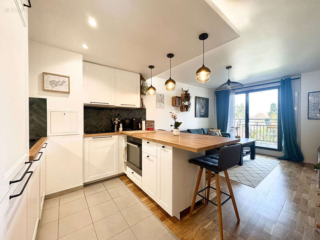 Appartement à SAINT-CYR-L'ECOLE