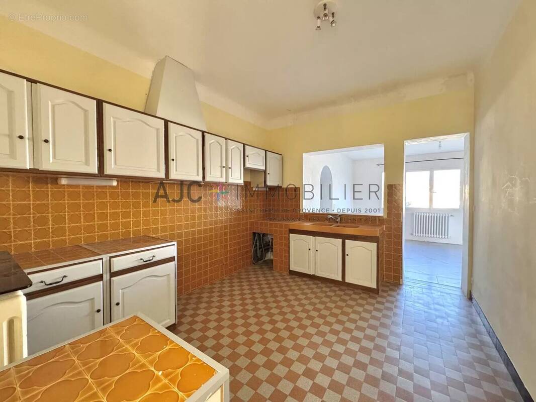 Maison à SAINT-REMY-DE-PROVENCE