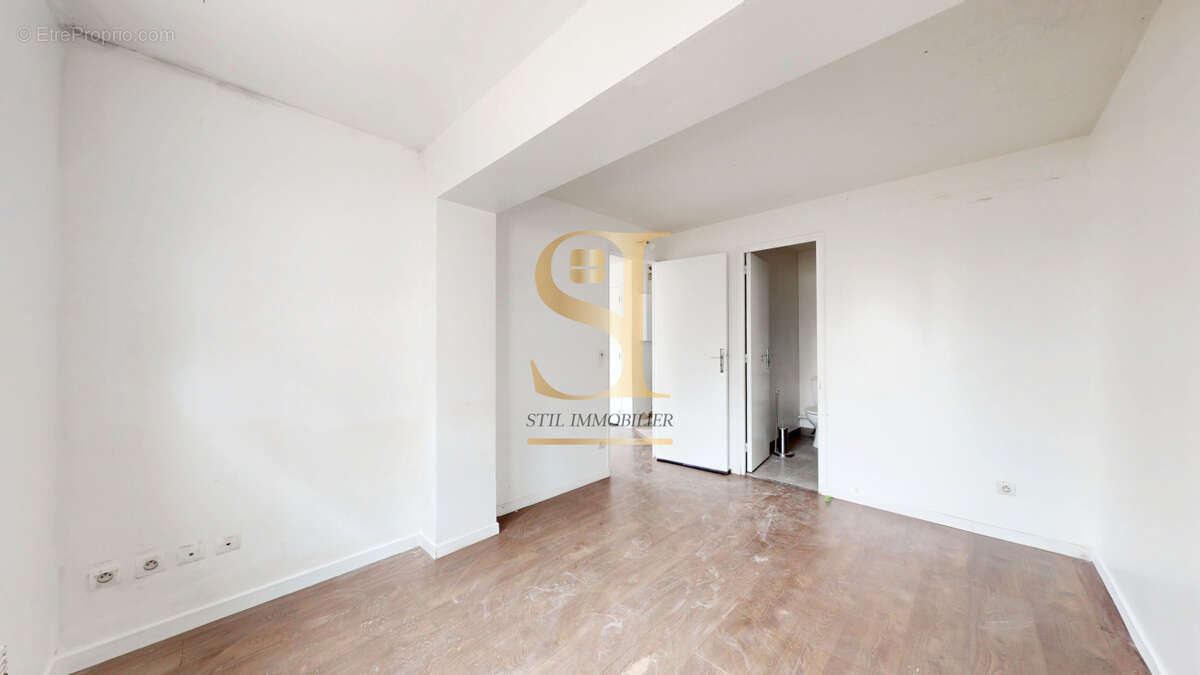 Appartement à CORBEIL-ESSONNES
